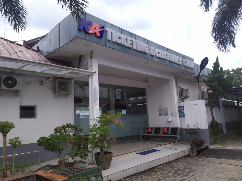 Pelanggan KA Rajabasa dan Kualastabas Keberangkatan 5 -7 April Tak Bawa Hasil Screening Covid-19, Bea Kembali 100%