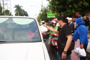 Yayasan Al Faruq dan SMSI Kota Bandar Lampung Berbagi Takjil on The Road