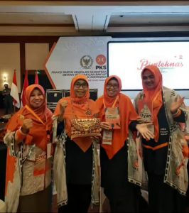 Ikut Bimtek Perempuan PKS Seluruh Indonesia, Ini Kata Yuni Karnelis