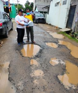 11 Tahun Tidak Diperbaiki, Warga Perumahan Gelora Persada Minta Pemkot Perbaiki Jalan