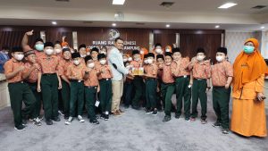 Fraksi PKS Lampung Daulat Puluhan Siswa SD Sebagai Parlemen Cilik