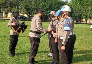 Kapolres Lampung Tengah pimpin upacara PTDH AIPDA Rudi Suryanto