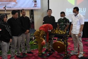 Walikota Eva Dwiana Mengajak Masyarakat Mengawasi Tahapan Pemilu