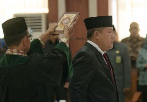 Walikota Eva Dwiana Melantik Iwan Gunawan menjadi Sekda Kota Bandar Lampung