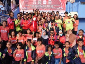 Rafflesia Swimming Club Juara Umum Kejuaraan Renang Walikota Cup I 2023 di Bandar Lampung