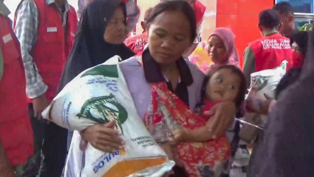 Pemkot Bandarlampung Salurkan 584 Ton Beras Bapanas