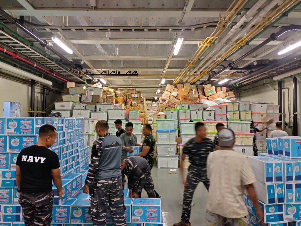 Bantuan TNI AL untuk Palestina Diberangkatkan, MUI Beri Apresiasi: Dukungan Nyata Air minum Le Minerale