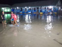 Air Laut Meluap! Banjir Rob Sapu Pesisir Bandar Lampung hingga Lampung Selatan