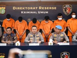 Enam Polisi Mabes Polri Tersangka! Dua Warga Tewas Dikeroyok di TMP Kalibata, Amuk Berujung Pembakaran