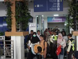Gaspol Sambut Nataru! Penumpang Membludak, KAI Divre IV Tambah Gerbong, Tiket Kereta Api Raja Basa–Setabas Ludes