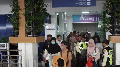 Gaspol Sambut Nataru! Penumpang Membludak, KAI Divre IV Tambah Gerbong, Tiket Kereta Api Raja Basa–Setabas Ludes