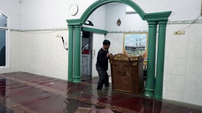 Banjir Landa Sejumlah Wilayah Bandar Lampung dan Lampung Selatan, BPBD Lakukan Evakuasi